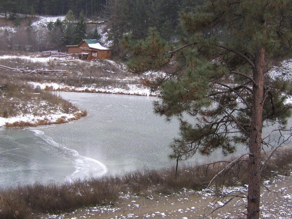 Rainbow Lake Castle Resort Прінстон Екстер'єр фото